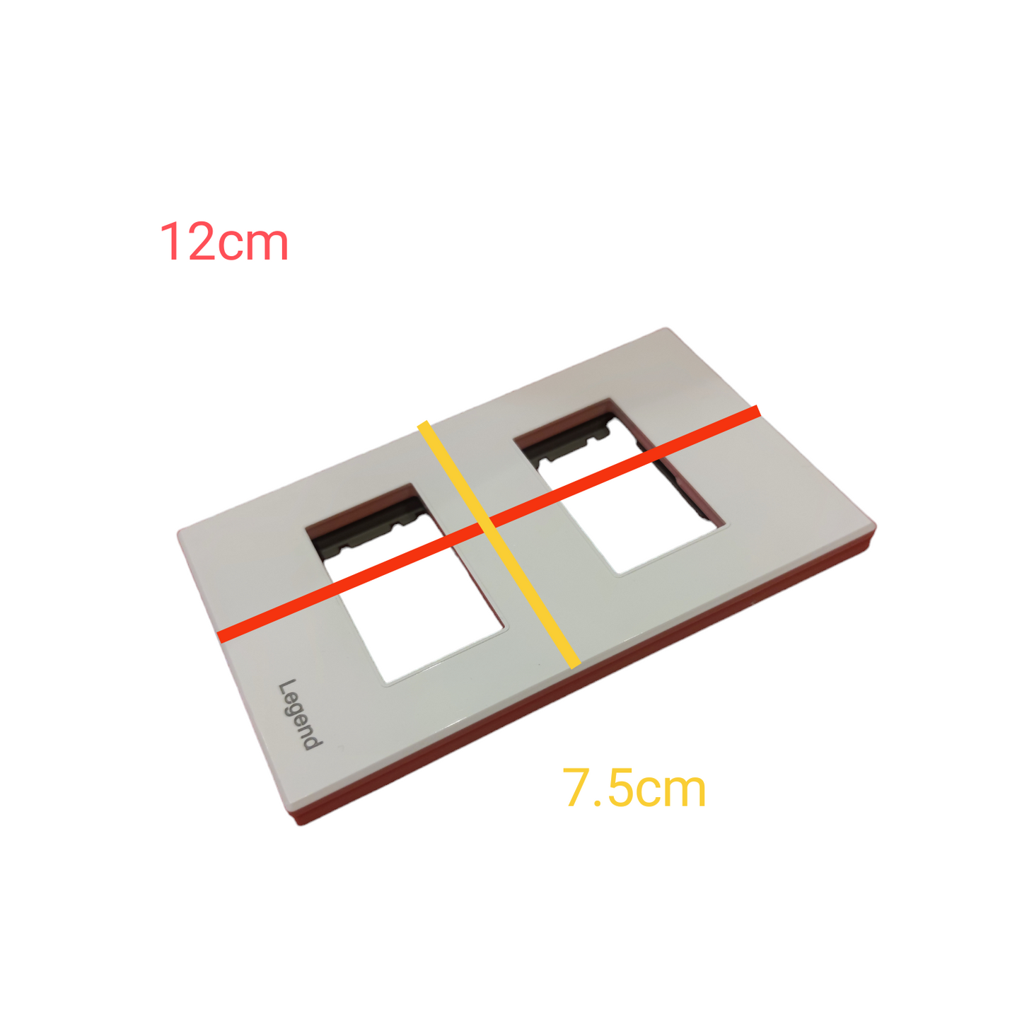 Legrand Universal Outlet with Ground 16A 250V LSO122
