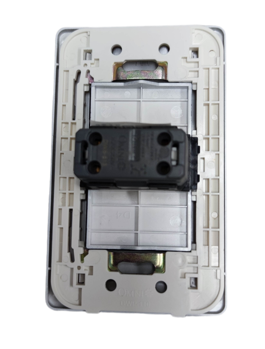 Omni 16A 250V light switch Manila featuring a sleek design for modern electrical installations