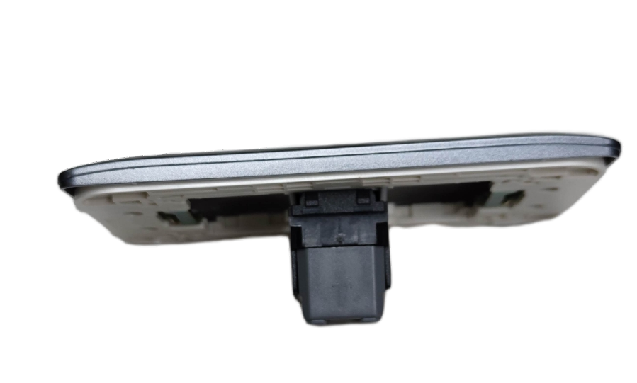 Omni 16A 250V modern wall switch with sleek design for contemporary interiors