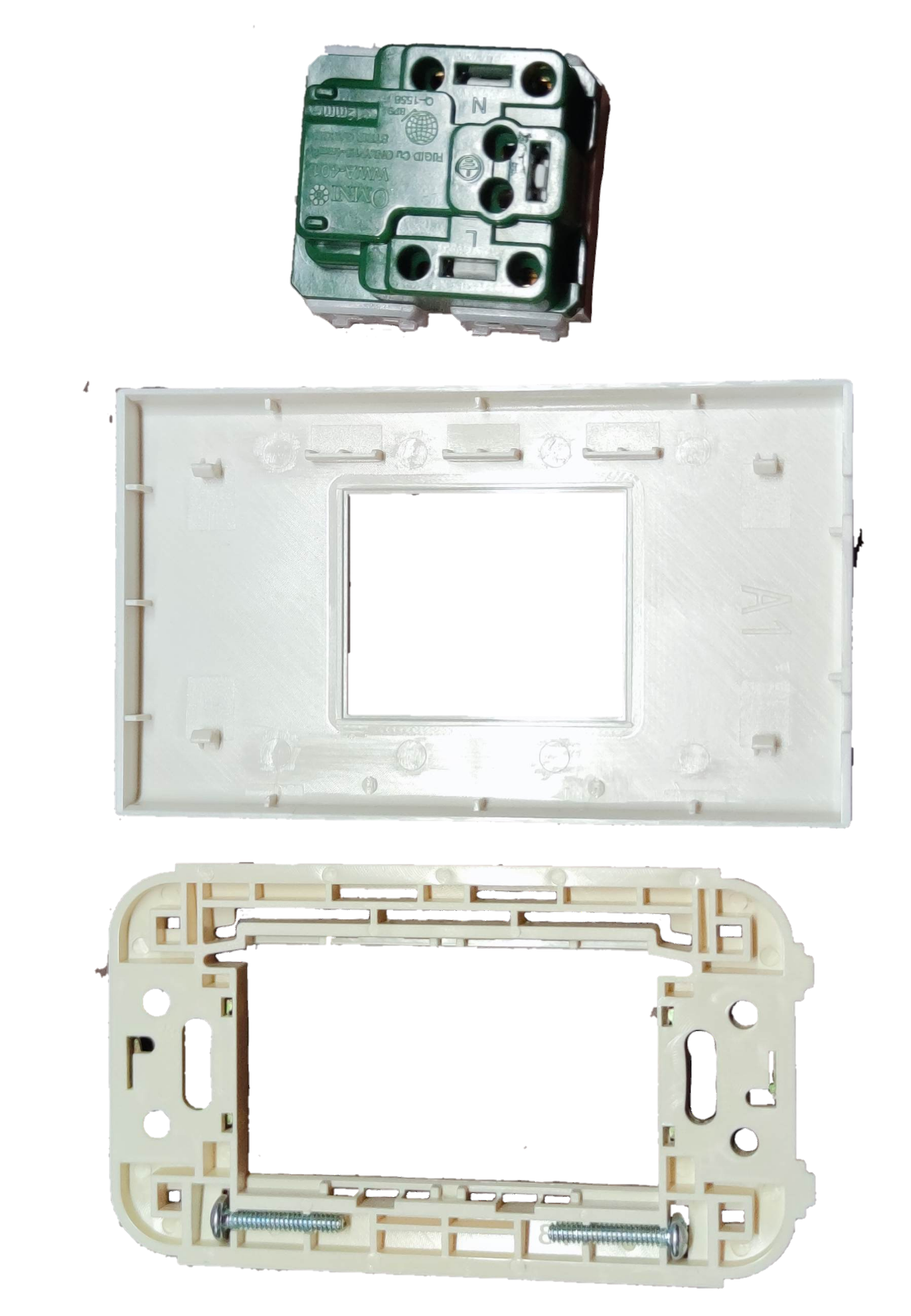 Omni 20A aircon outlet with plate, multi-piece design for easy installation and durability