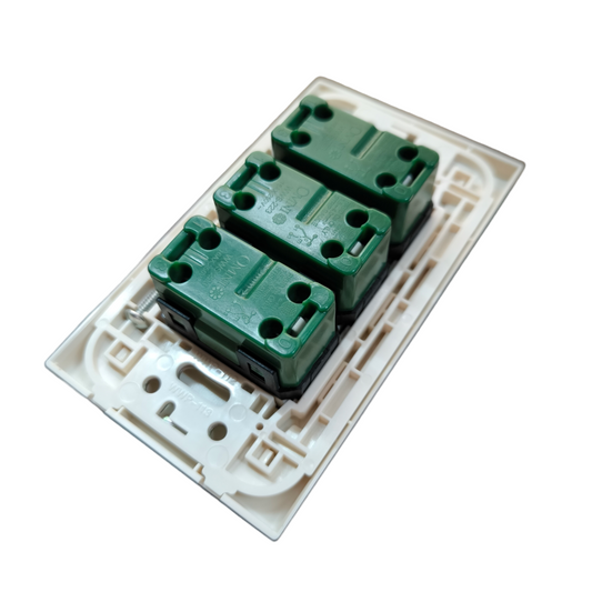 Omni 3 Gang 3 Way Switch with Plate 16A 250V WWP-113+(WWS-223x3)