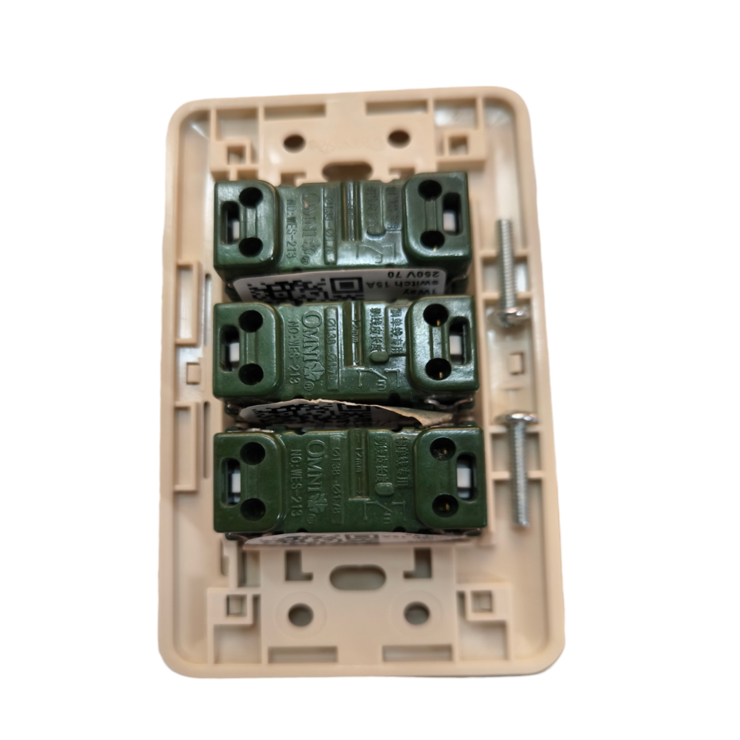 Omni 3 Gang 1 Way Switch 16A 250V with Plate Cover WEP-103+(WES-213x3)