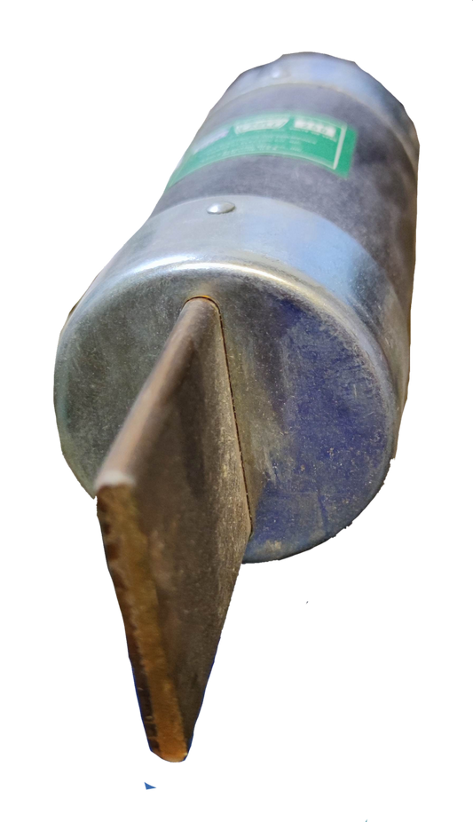 Eagle 600A Non- Renewable Fuse 600V electrical circuitry part with metal blade and cylindrical body