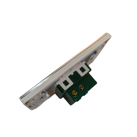 Omni USB Outlet 2 Gang Center Device WWP-111S+WUSB-002