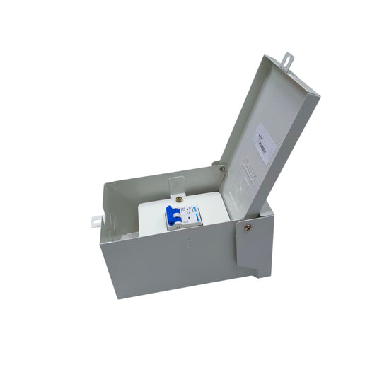 Royu 16A 2Pole 4.5KAIC 220V Miniature Circuit Breaker with Nema 3r Enclosure Outdoor RMB2P16C4