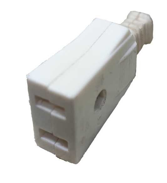 Surer white Cord Connector Outlet 10A 250V Flat Pin for power points and switches