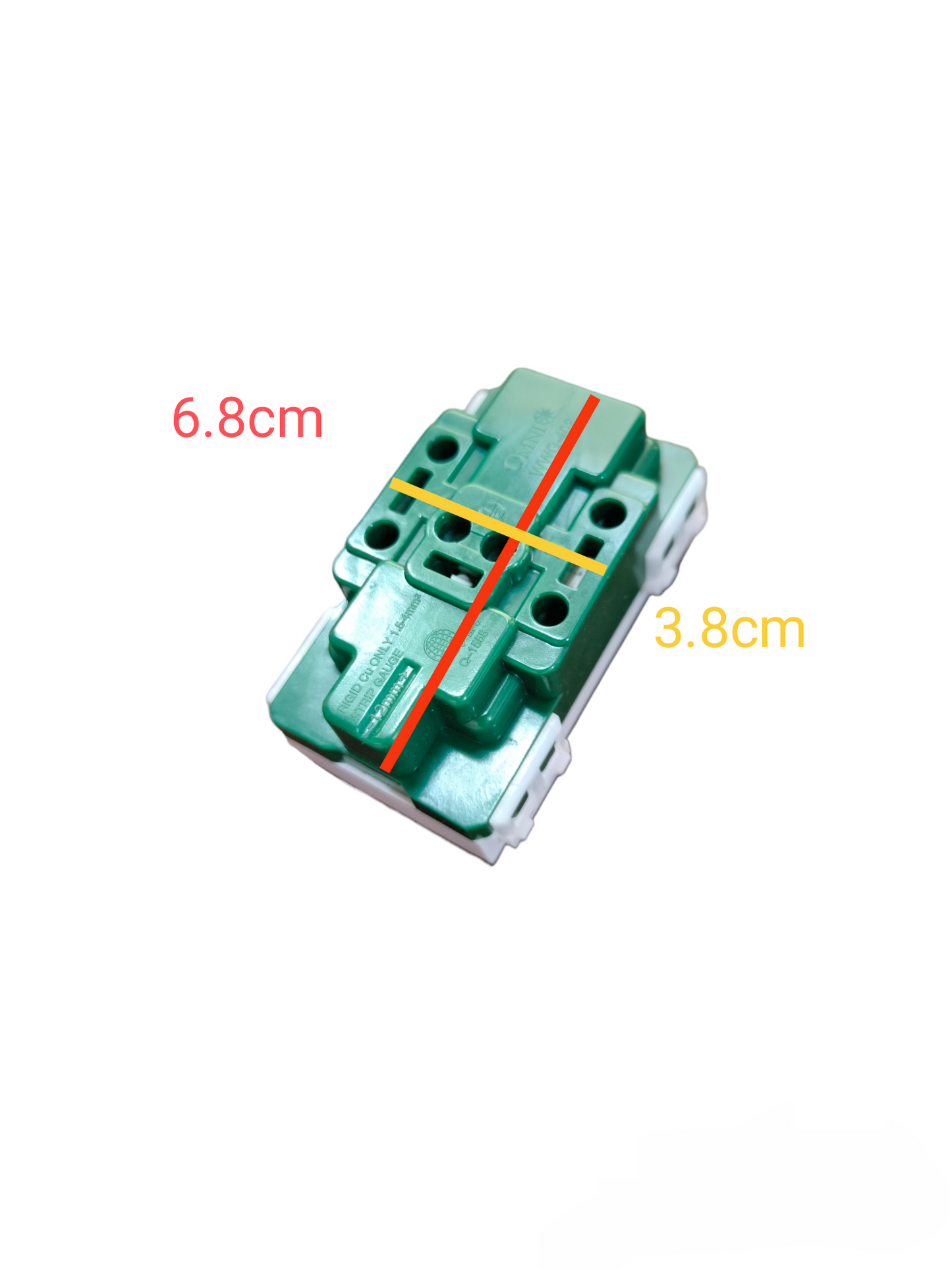 Omni duplex universal outlet 16A 250V in green, compact design measuring 6.8cm by 3.8cm