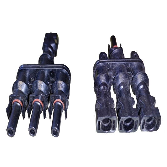 ZwitseRise MC4 connector 3x3 waterproof for secure electrical connections in outdoor applications