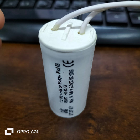 Syscap motor running capacitor 450V AC designed for electrical circuitry applications