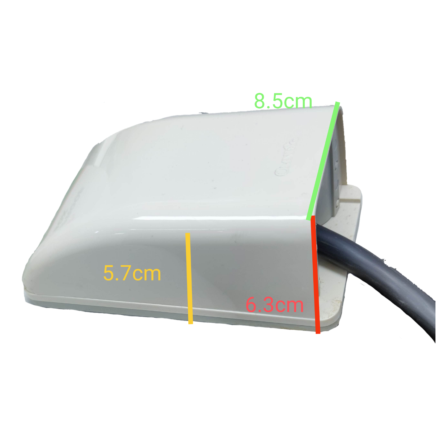 Omni outdoor electrical box cover 1-3 gang in white, measuring 8.5cm by 6.3cm for weatherproof protection