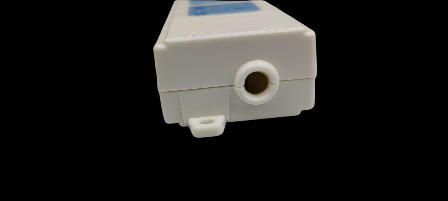 Bull Outlet Universal Type 3 Gang 10A 250V power point white plastic housing side view
