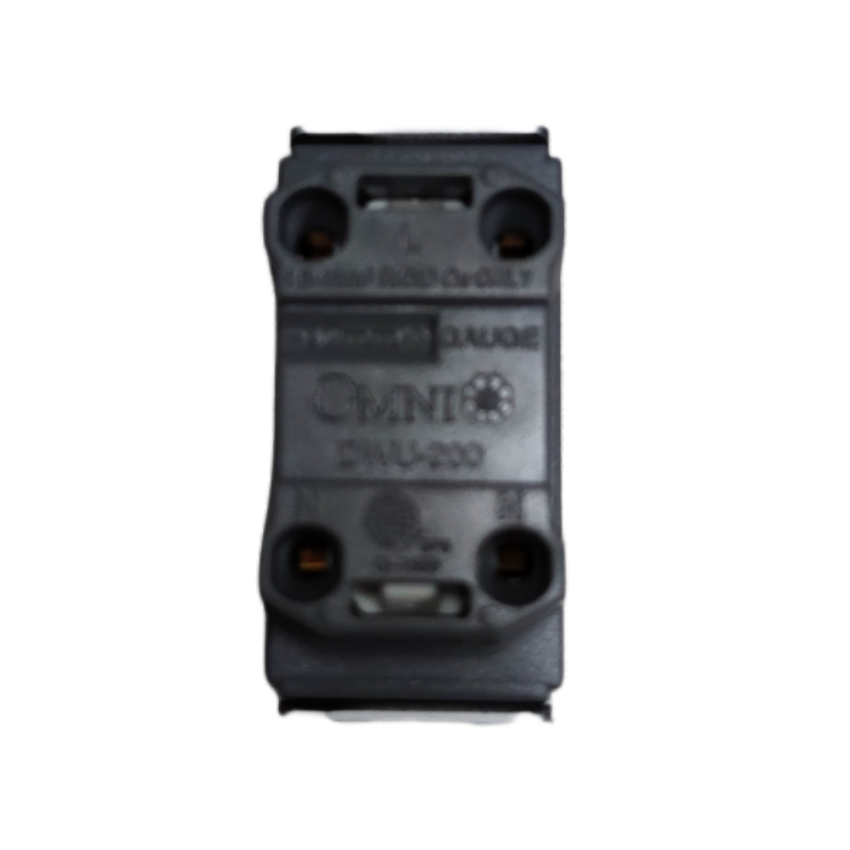 Omni universal outlet 16A 250V power point for versatile electrical connections