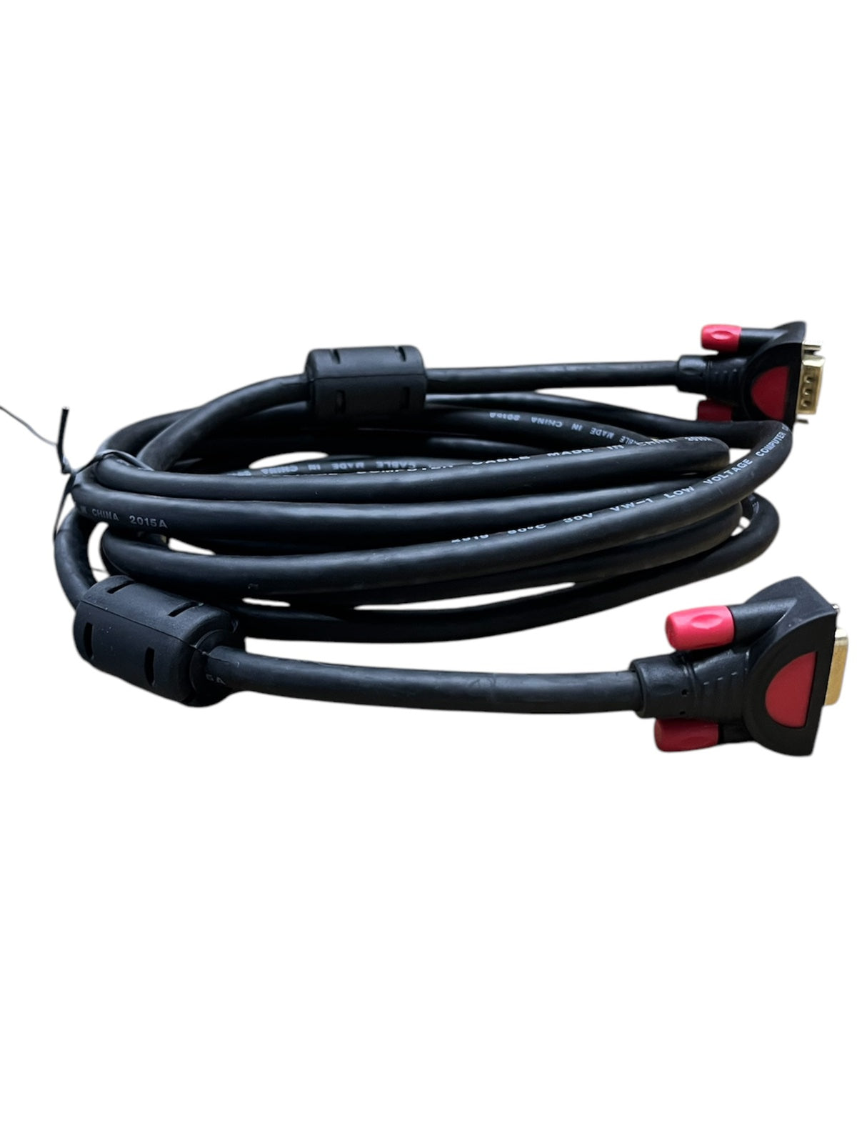 Grippes VGA Cable Male to Male with black connectors and durable shielded cable for video transmission