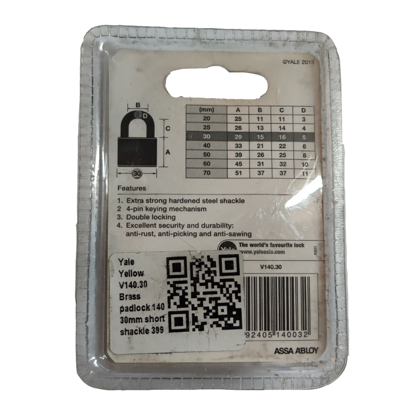 Yale Brass Padlock 140 packaging showing product dimensions and security features