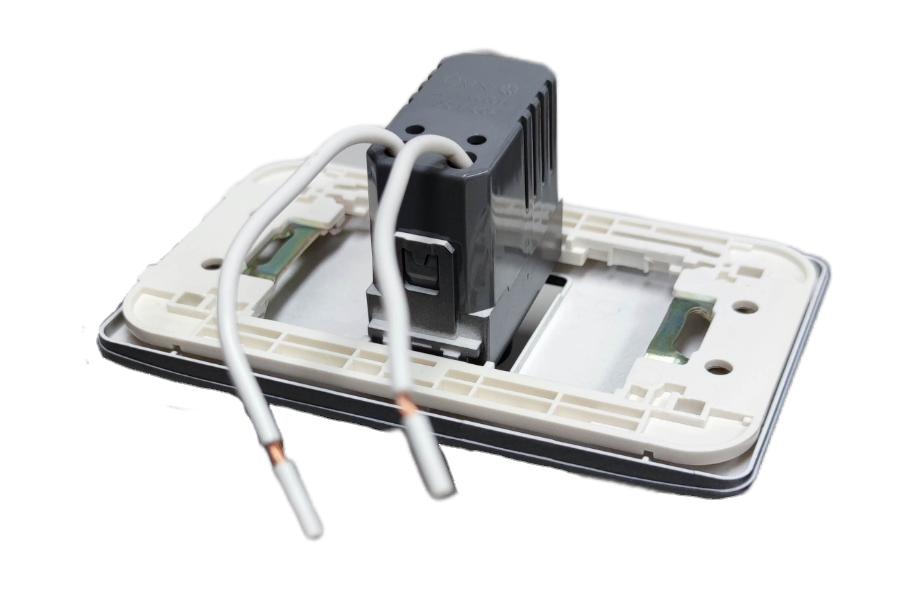 Omni 1 Gang 500W Dimmer Switch 220V for controlling lighting intensity with a sleek design