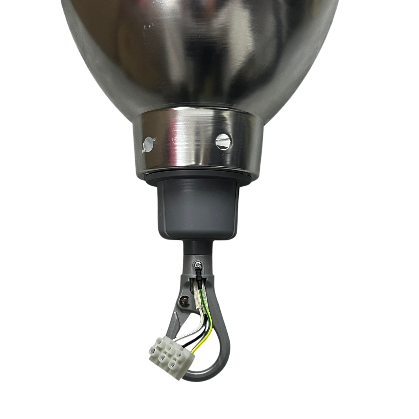 Biglite 10 inch aluminum reflector with E40 socket lighting installation accessory in silver