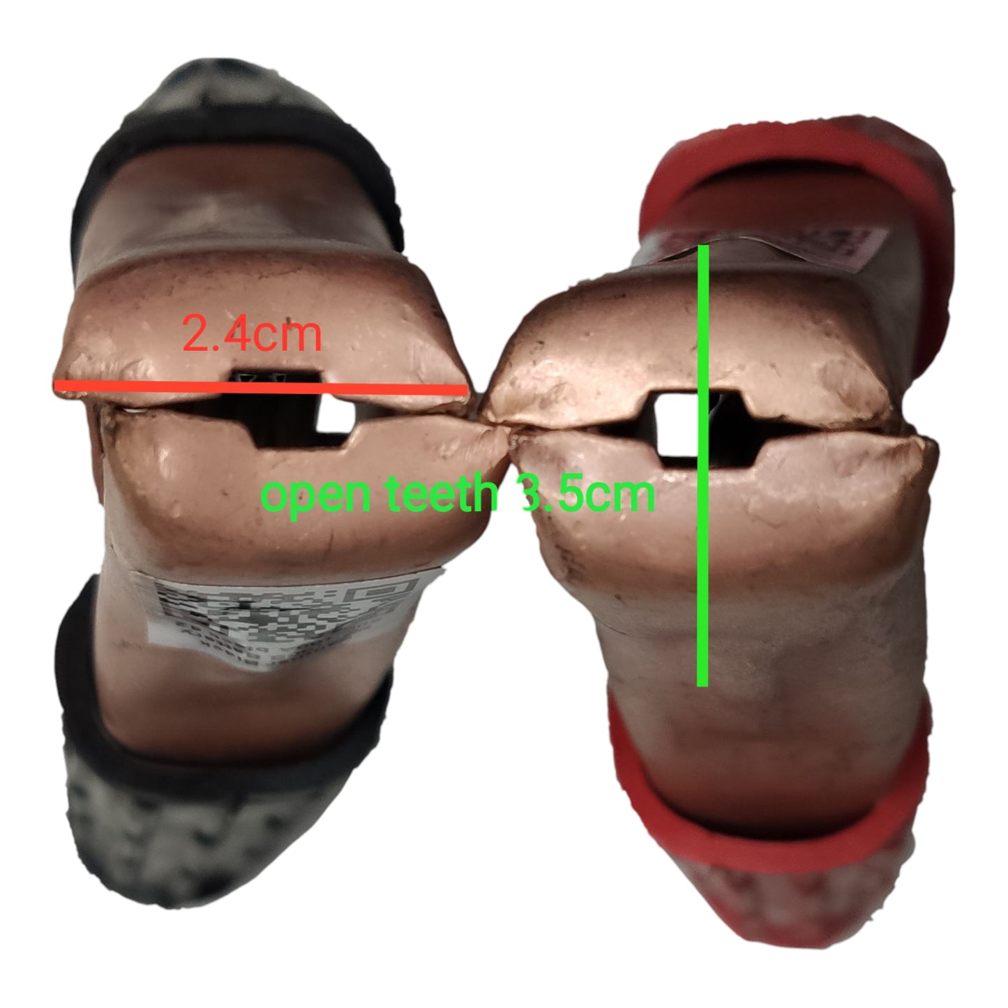 100A battery clips copper pair featuring 2.4cm closed teeth and 3.5cm open teeth for reliable connections