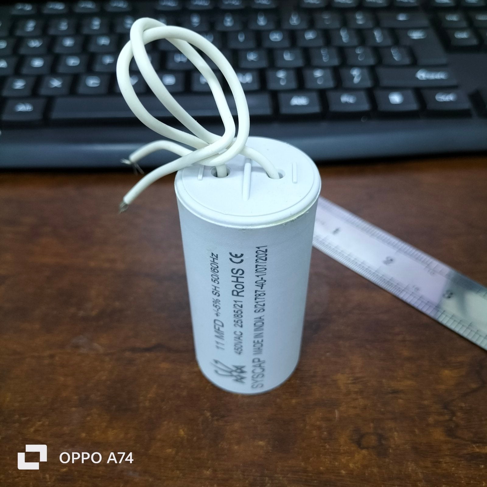 Syscap 11MFD 450 VAC Running Capacitor with three lead wires for electrical circuits