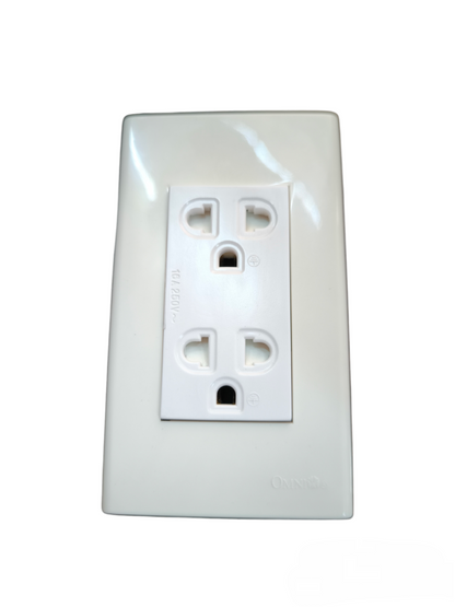 Omni Duplex Universal Outlet with Ground  and Plate Cover 16A 250V WWP-113+WWG-402