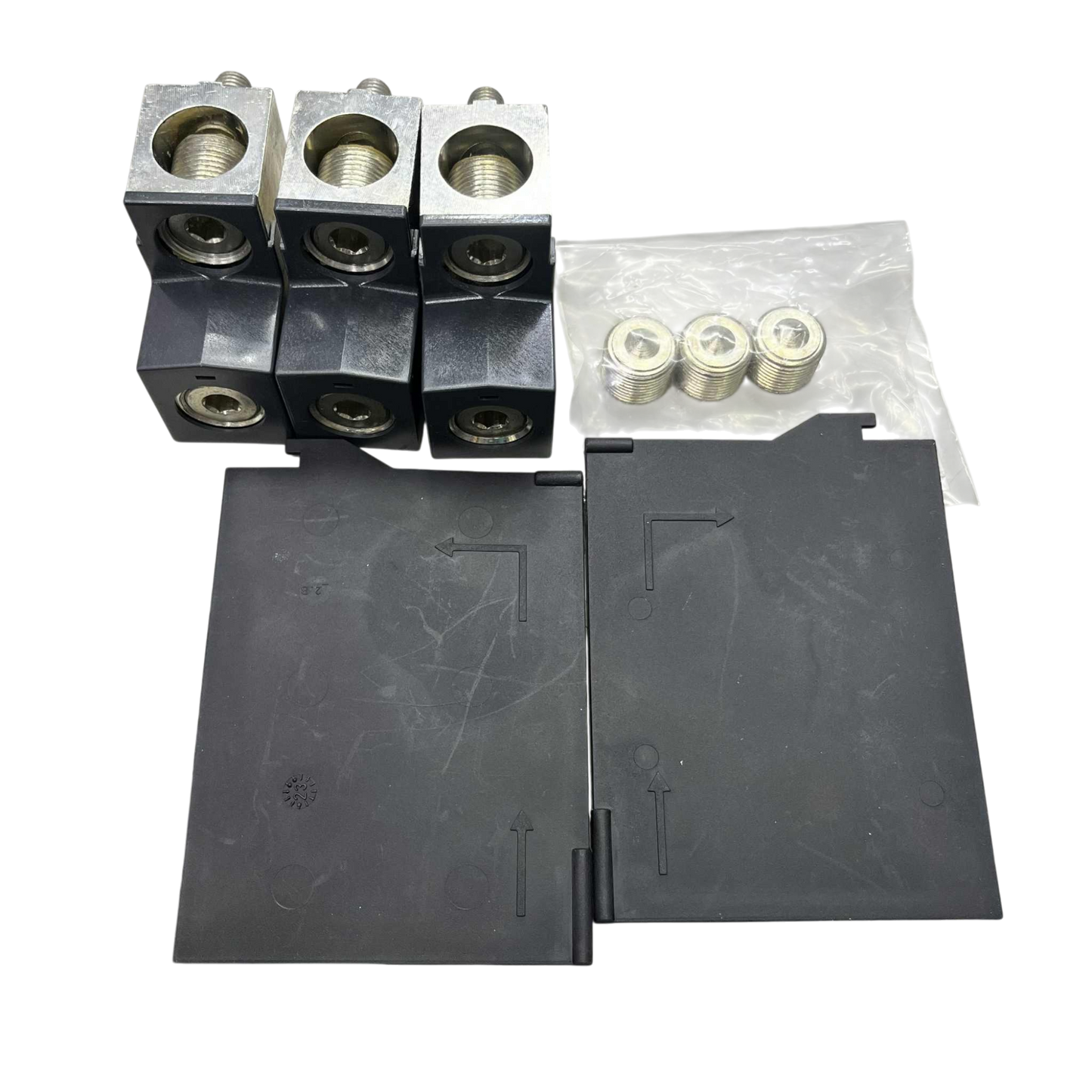 Schneider Mechanical Lugs 2 x 35-240mm Lug Holes for EZC400N Ampere Frame NSX400/630