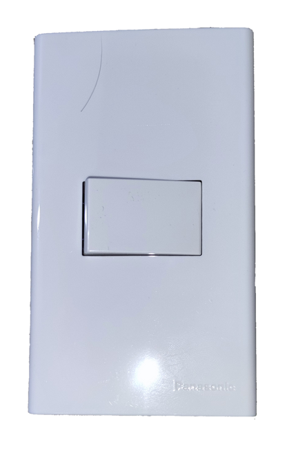 Panasonic 1 Gang 3 Way Switch Device with Plate, 1 Gang 3 Way Switch Wide Series with Plate 16A 250V WEG5002K-5 / WEG6801W-1