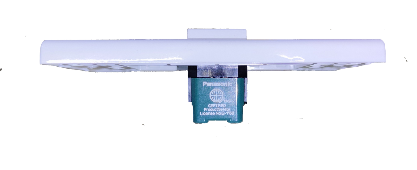 Panasonic 1 Gang 3 Way Switch Device with Plate, 1 Gang 3 Way Switch Wide Series with Plate 16A 250V WEG5002K-5 / WEG6801W-1