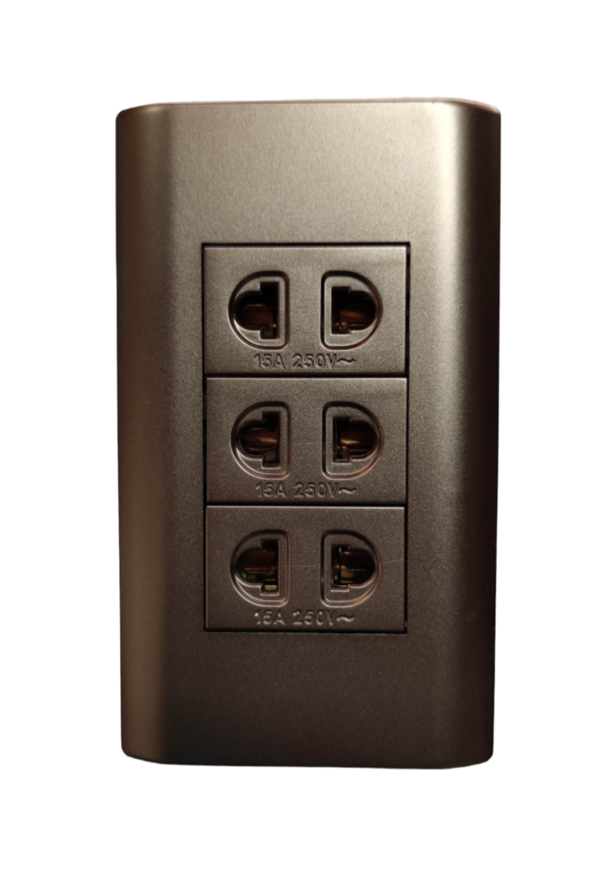 Royu 3 Gang Outlet With Plate MDS115 in sleek design for multiple device connections