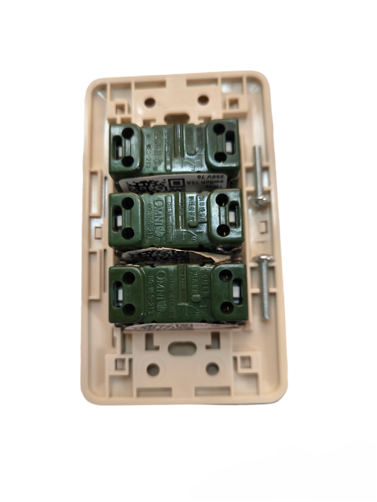 Omni 3 Gang 1 Way Switch 16A 250V with Plate Cover WEP-103+(WES-213x3)