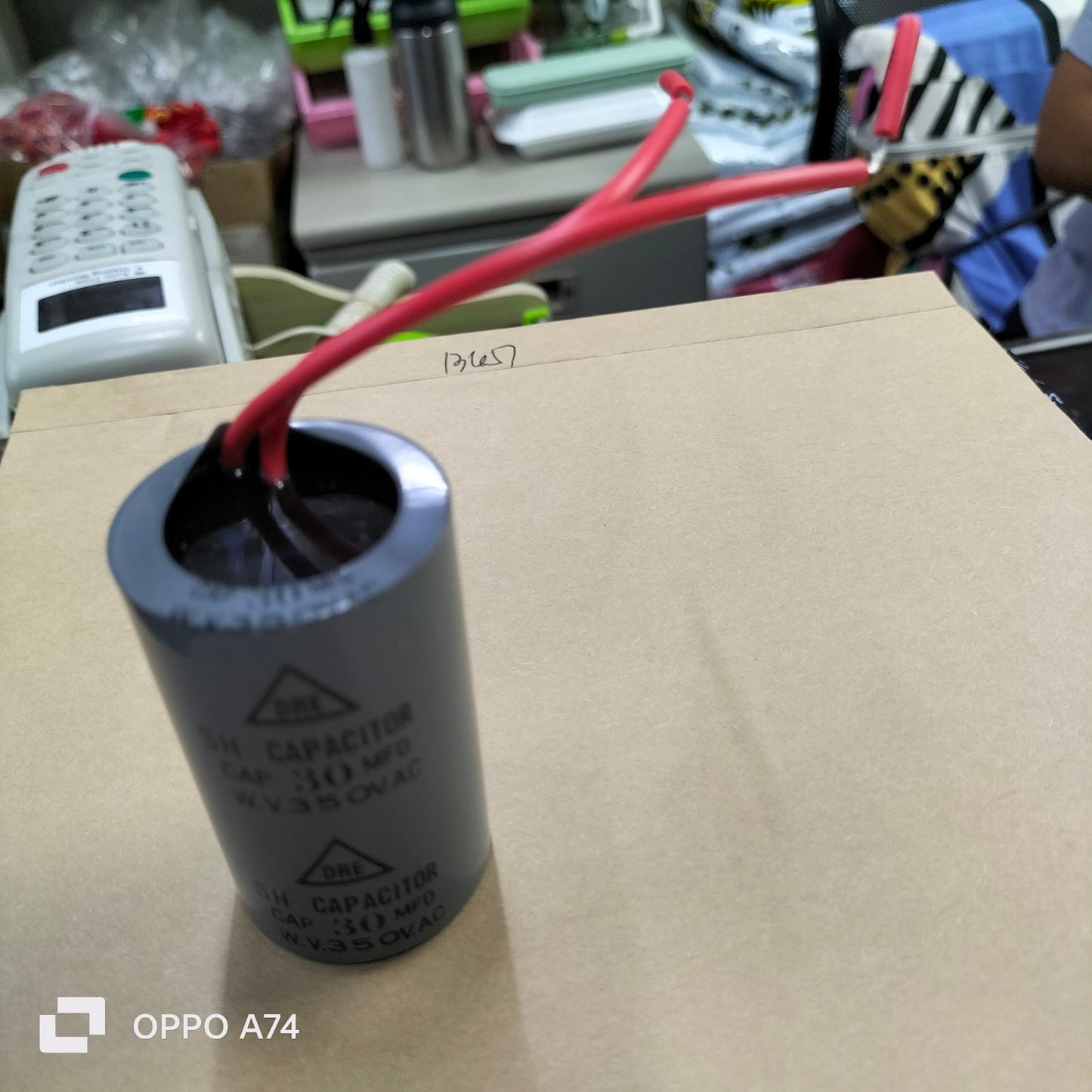 SH 30uf 350v run capacitor 350v with red leads for electrical circuitry applications