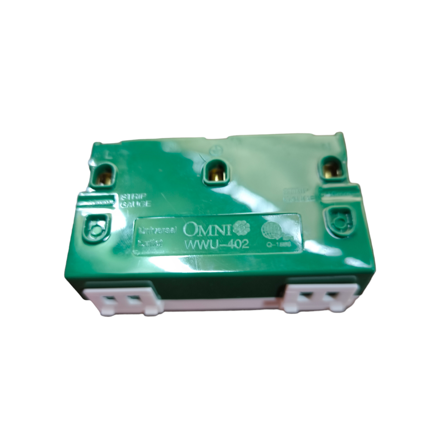 Omni Duplex Universal with Ground 16A 250V WWU-402 Wide Series