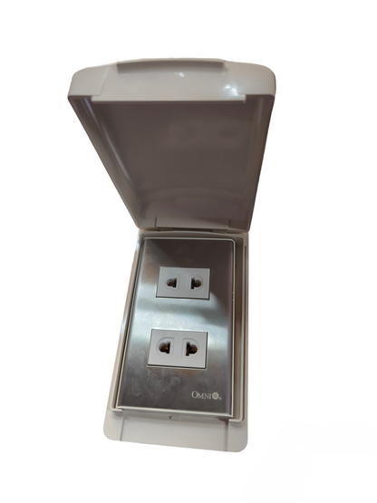 Omni Weatherproof 2 Gang Universal Outlet 15A 250V WPP-602+WWP-112S+(WWU-200x2)