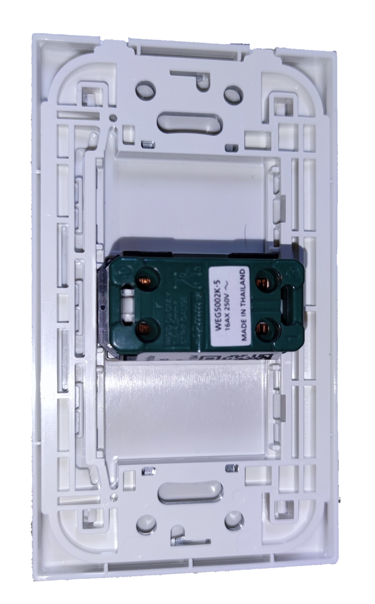 Panasonic 1 Gang 3 Way Switch Device with Plate, 1 Gang 3 Way Switch Wide Series with Plate 16A 250V WEG5002K-5 / WEG6801W-1