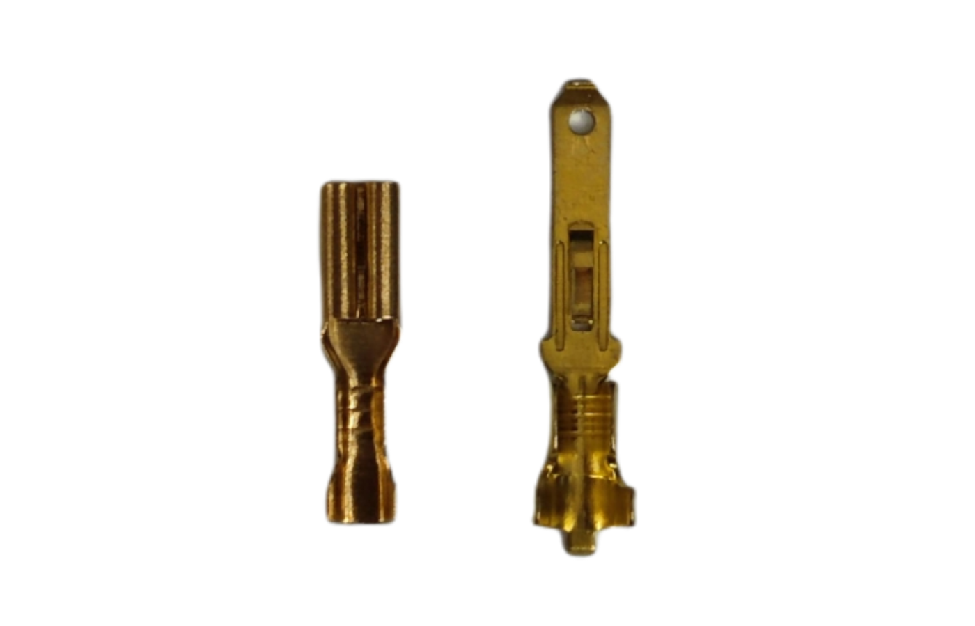 4mm male and female terminal lugs made of durable metal for secure electrical connections