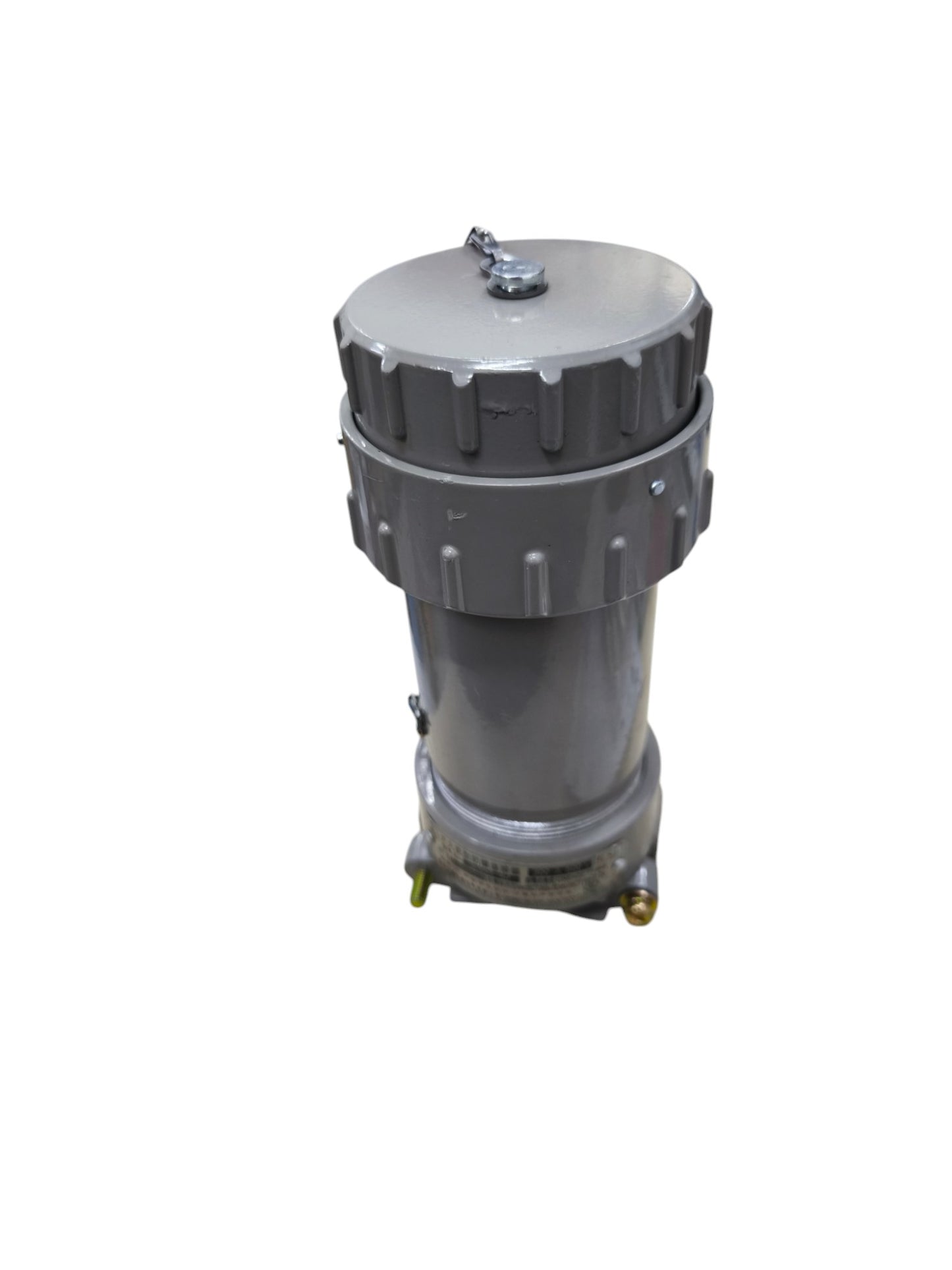 Grippes 500V 3 phase electrical connector designed for reliable industrial connections