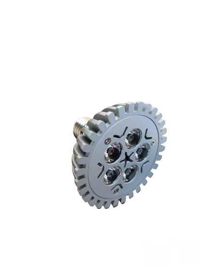 5W LED PAR30 bulb 220V with silver heat sink and multiple LED lights for efficient lighting