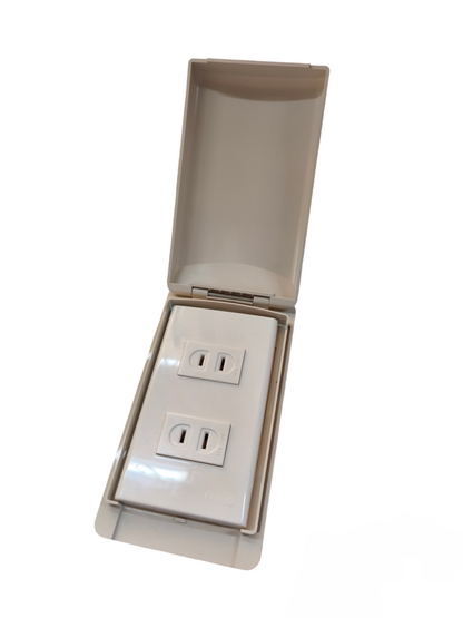 Omni Weatherproof 2 Gang Flat Pin Outlet 15A 250V WPP-602+WWP-112+(WWR-200x2)