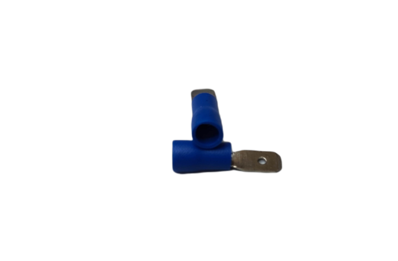 6mm male and female spade lugs in blue for secure electrical connections.