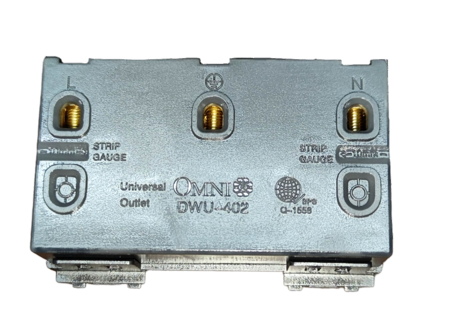 Omni Duplex Universal Outlet with Ground and Plate Designer Series Graphite 16A 250V DWU-402/DWP-113G
