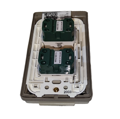 Panasonic Weatherproof Plate 2 Gang Flat Pin Outlet Wide Series, 2 Gang Outlet with Weatherproof Plate Cover 16A 250V WEG1001-5 x2 / WEG7902