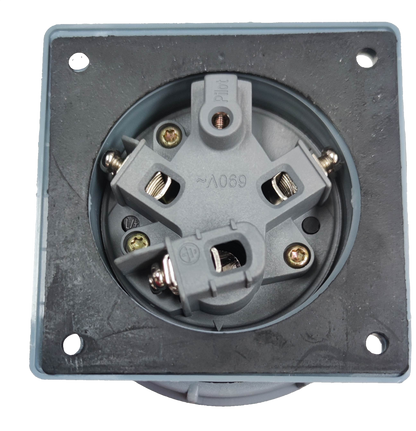 Grippes Industrial Plug 63A-6h 2P+E 220-250V Chassis Type IEC60309 #633