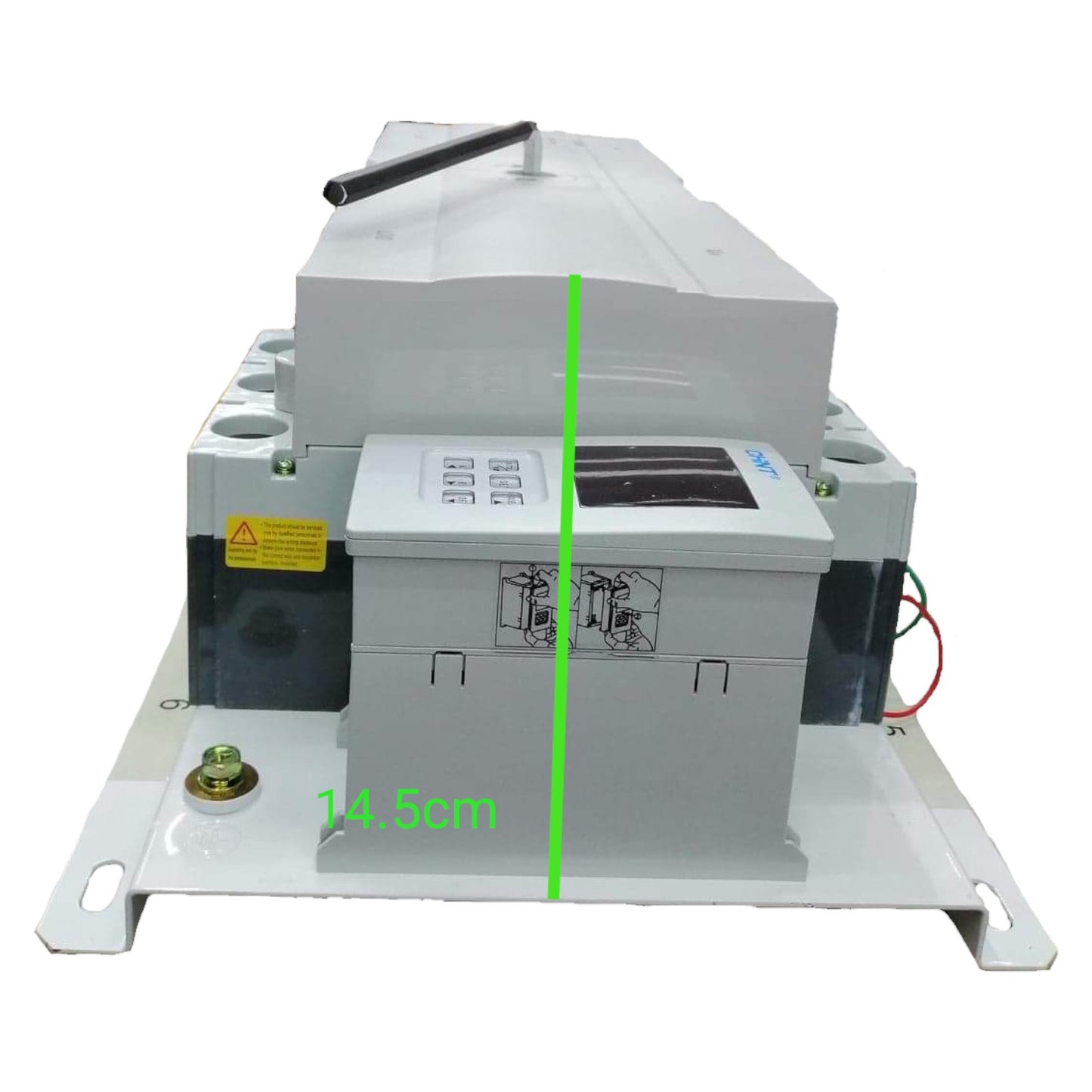 Mechanical device with a green line and measurement label on a white background