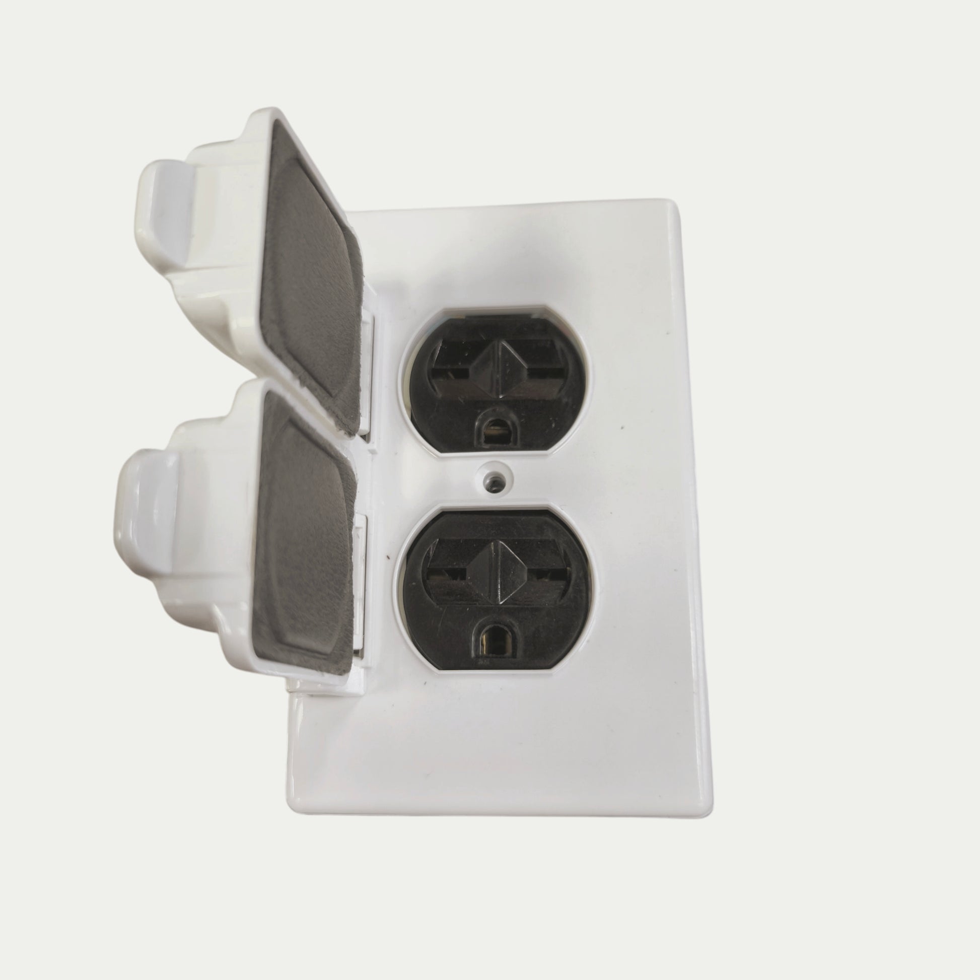 Eagle 2 Gang Weatherproof Tandem Outlet 15A 250V CAT1962 826B