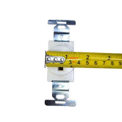 Eagle Flat Pin with Ground 15A 250V CAT 817C