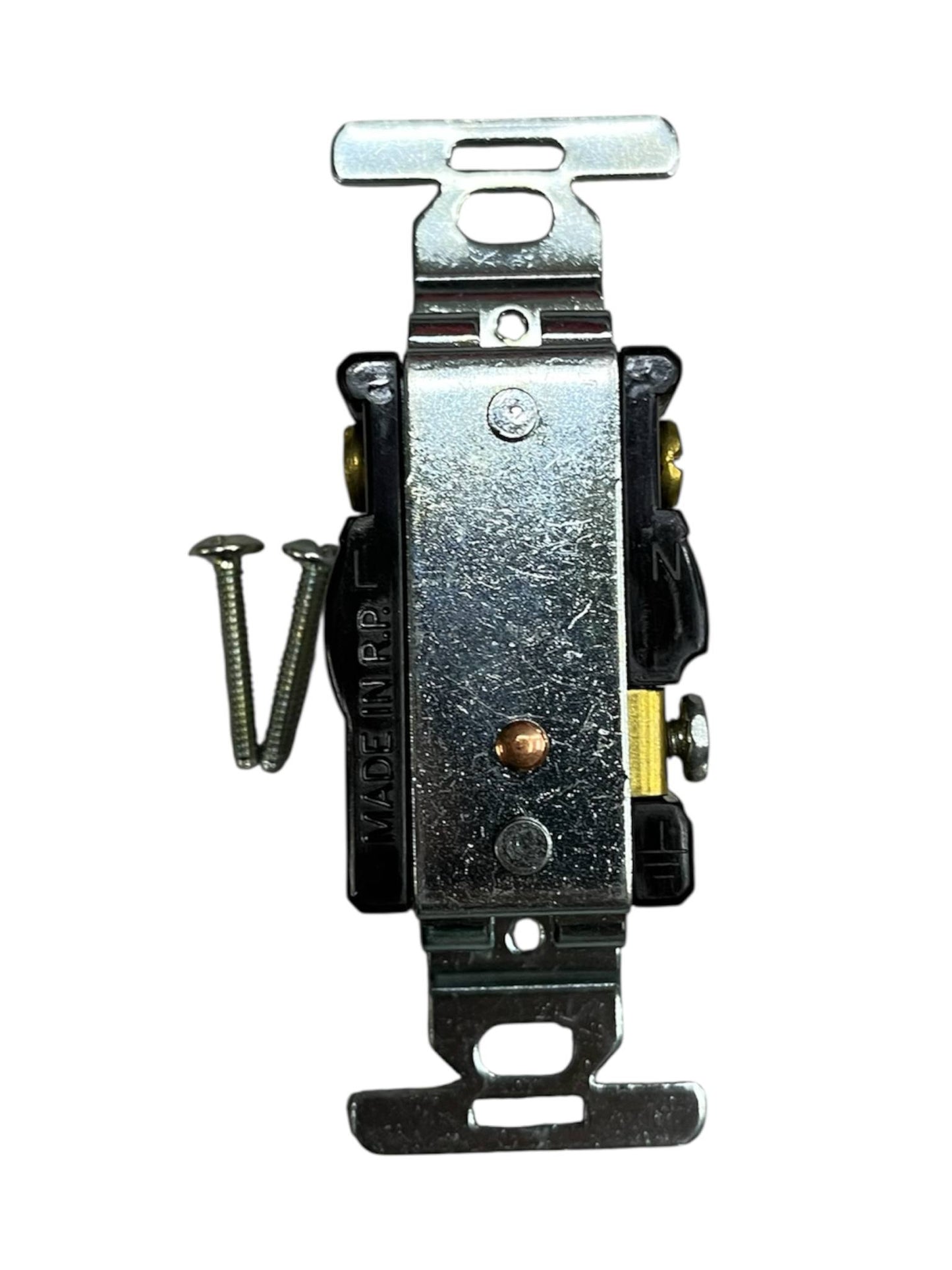 Eagle Tandem Outlet with Ground 15A 250V