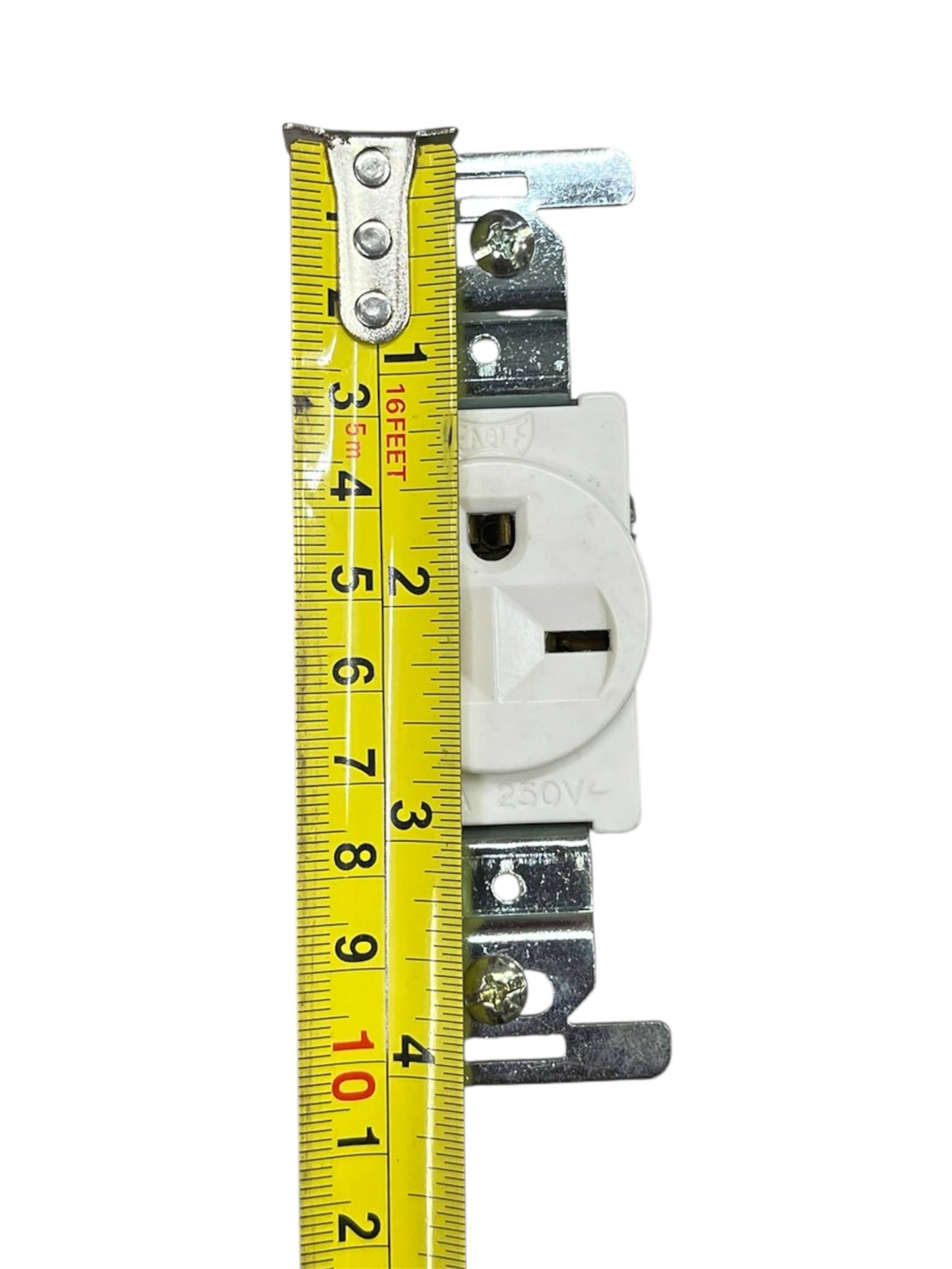 Eagle Tandem Outlet with Ground 15A 250V