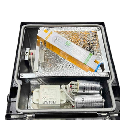 Firefly 150W Metal Halide Flood Light Fixture 220V with Lamp FLHI111/S/150/FHIMH150DL/T