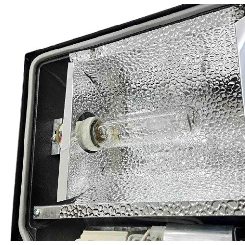 Firefly 150W Metal Halide Flood Light Fixture 220V with Lamp FLHI111/S/150/FHIMH150DL/T
