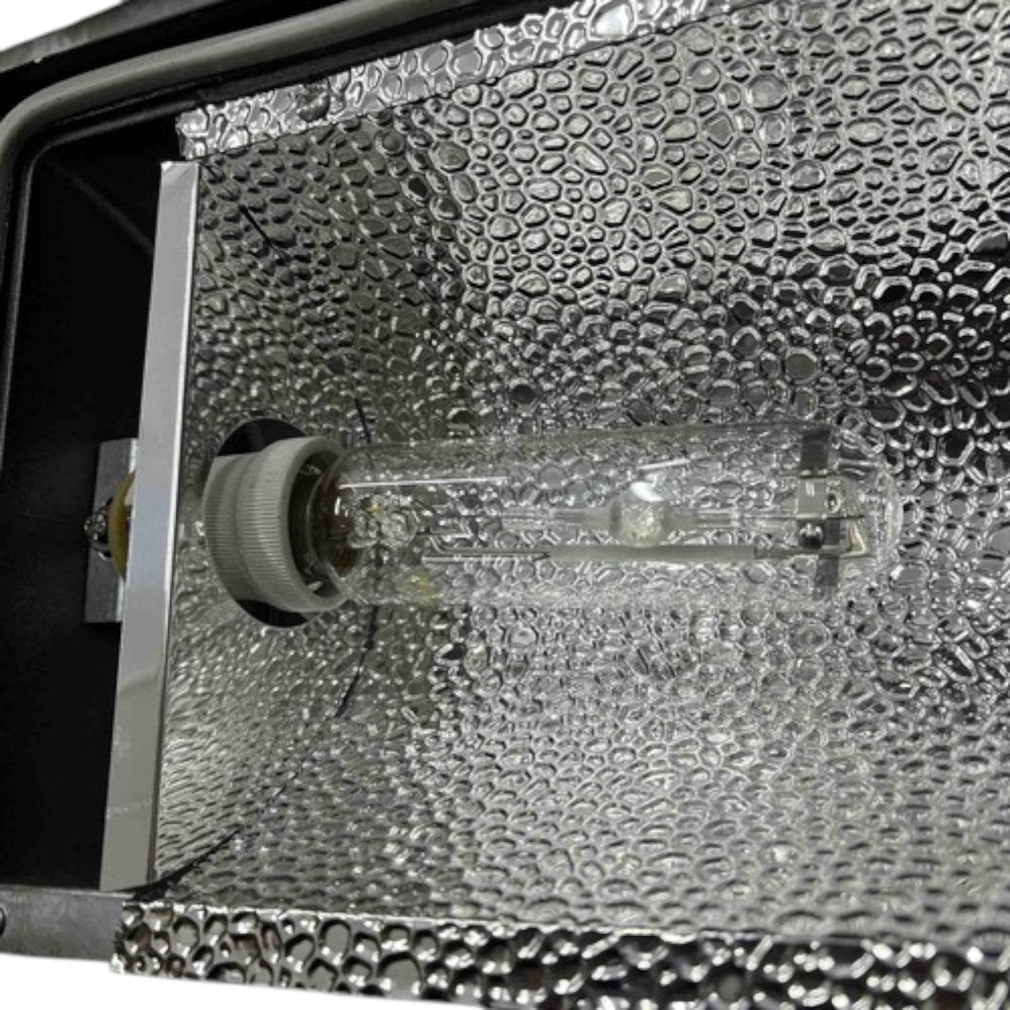 Firefly 70W Metal Halide Flood Light 220V with Lamp FLHI111/S/070/FHIMH70DL/T