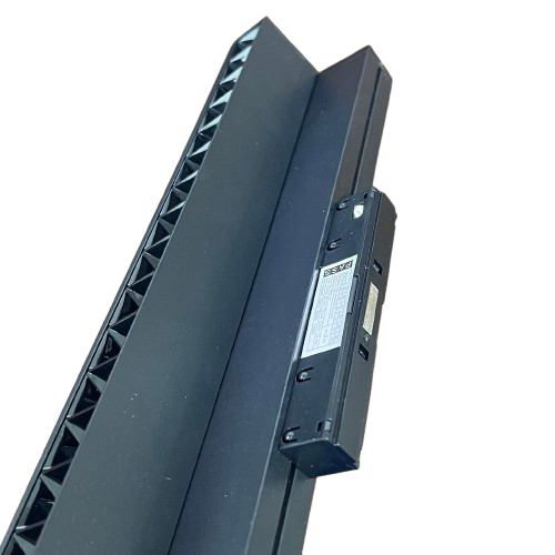 ILLUMIQ TERRA 18W LED Grilled Flood Track Light 48V (6000K)