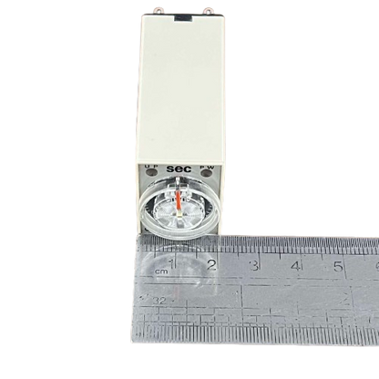 Omron Timer Relay 30 seconds 8 pins 24v DC (H3Y-2)
